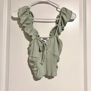 RSQ x Tillys (M) NWOT Green Cropped Tank Top w Ruffled Straps